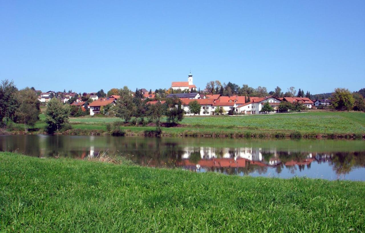 Stamsried Ferienhaus Chalet Blockhaus Bayern מראה חיצוני תמונה